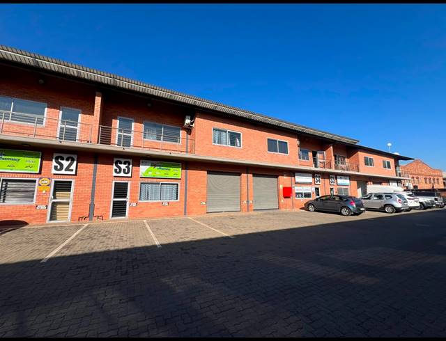251M² WAREHOUSE TO LET IN HENNOPSPARK
